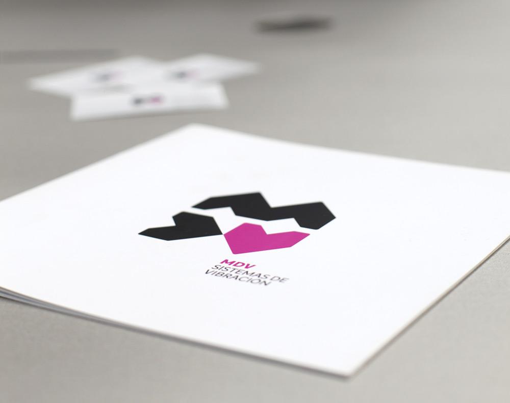 diseño de catálogo industrial para MDV Sistemas de Vibración